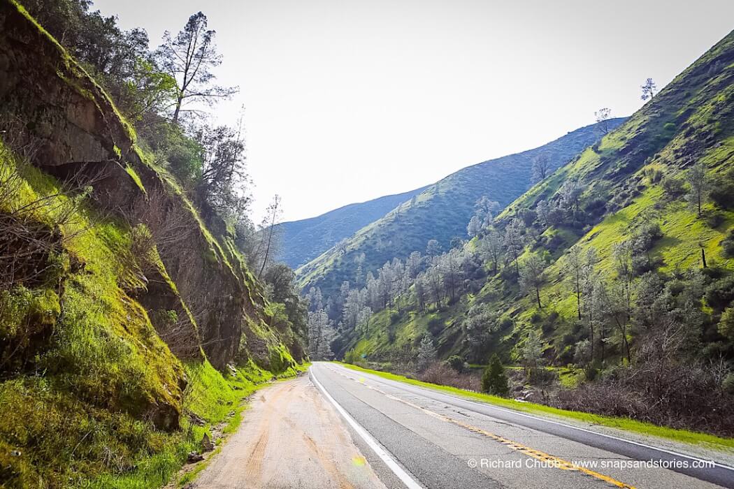 Driving to Yosemite from Sequoia